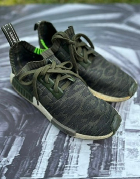 Adidas MENS Olive Green Sneakers - 8/42
