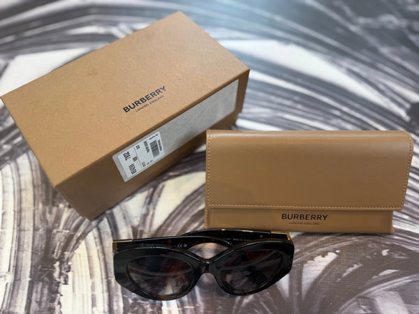 BURBERRY Original Sunglasses (Tortoise Shell) with Box and Pouch