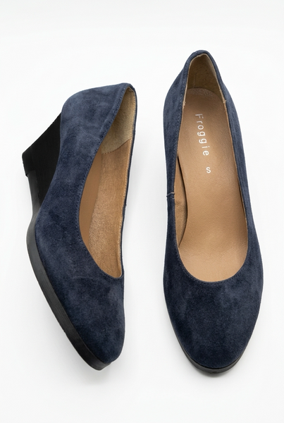 Froggie Genuine Leather Wedge Heel - Size 5