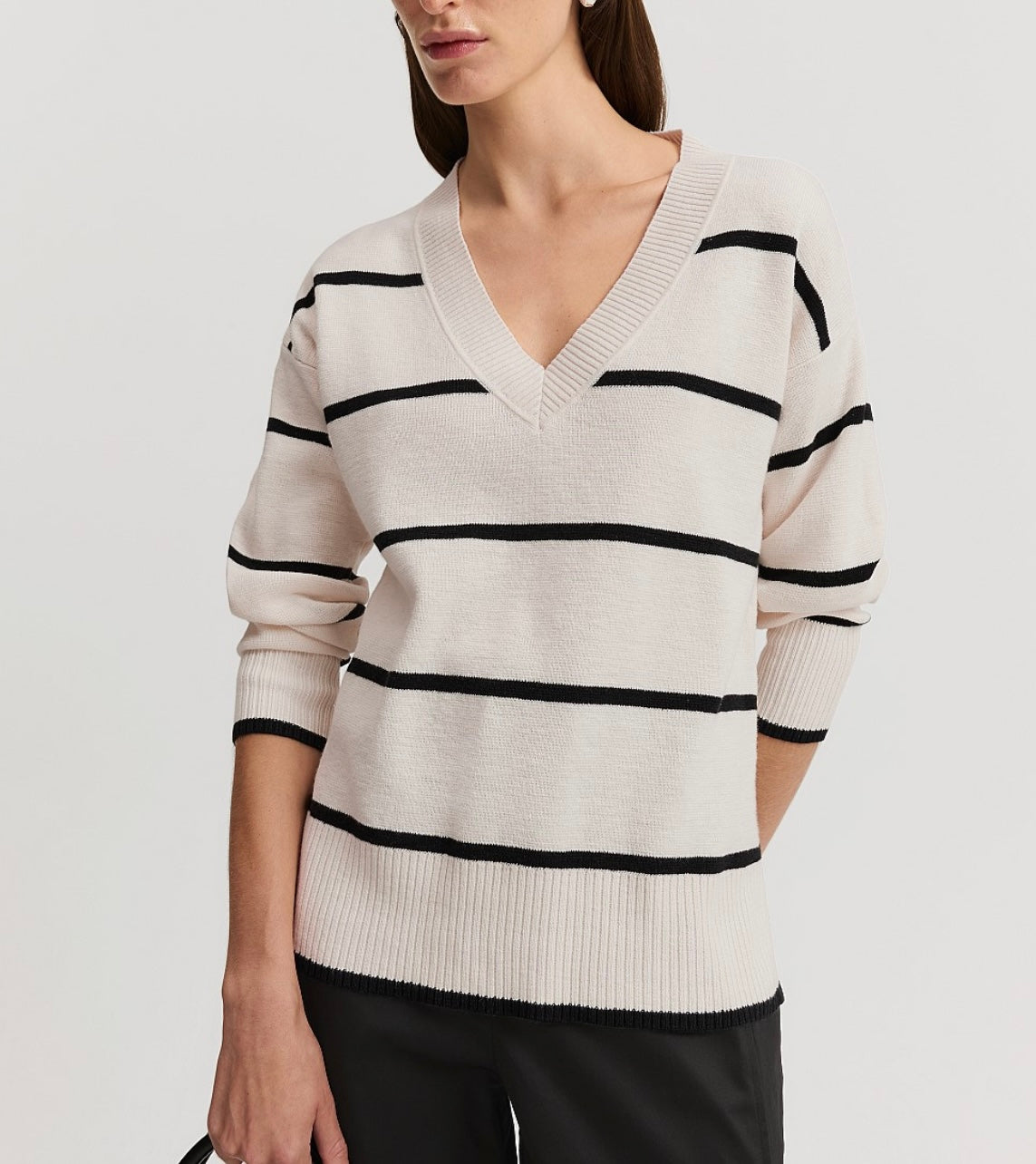 Country Road Brand New Striped V-Neck Knit - Size Medium