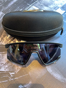 Oakley ORIGINAL Brand New Sports Sunglasses (comes with case and holder)