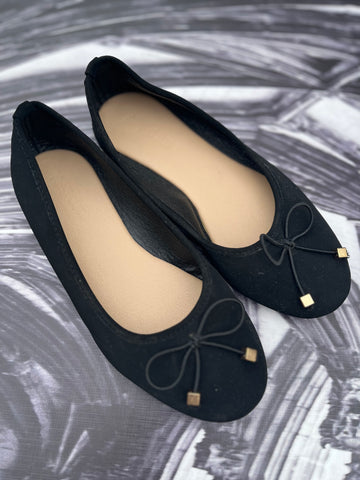 Girls Black Ballerina Shoes - Size 1
