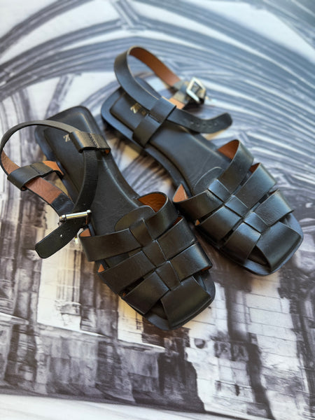 Zara Brand New Black Fisherman Style Flat Shoes - Size 4