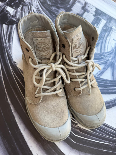 PALLADIUM Grey Genuine Suede Boots - Size UK6