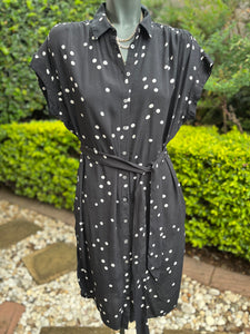 Poetry Black Polka Buttoned Dress with belt - Size Small