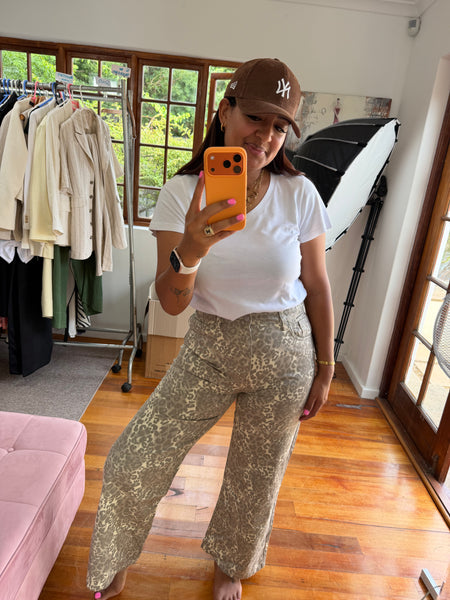 Cotton On Brand New Leopard Print Super Baggy Jeans - Size 28