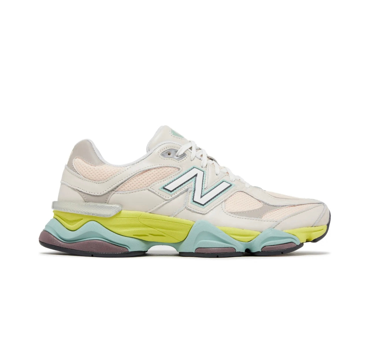 New Balance “Moonbeam Vintage Rose” 9060 Sneakers - Size UK9 (Retail R3000)