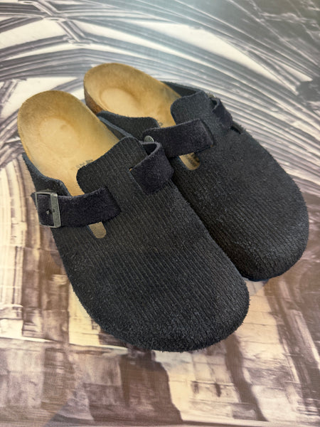 Birkenstock (ORIGINAL) Navy “Cordoroy” Clogs - Size 40