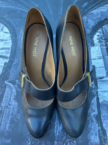 Nine West Genuine Leather Heels with front strap detail - Size 5.5
