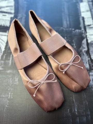 Zara Brand New Ballerinas - Size 4