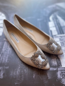 Manolo Blahnik Silver Flat shoes with front detail - Size 39