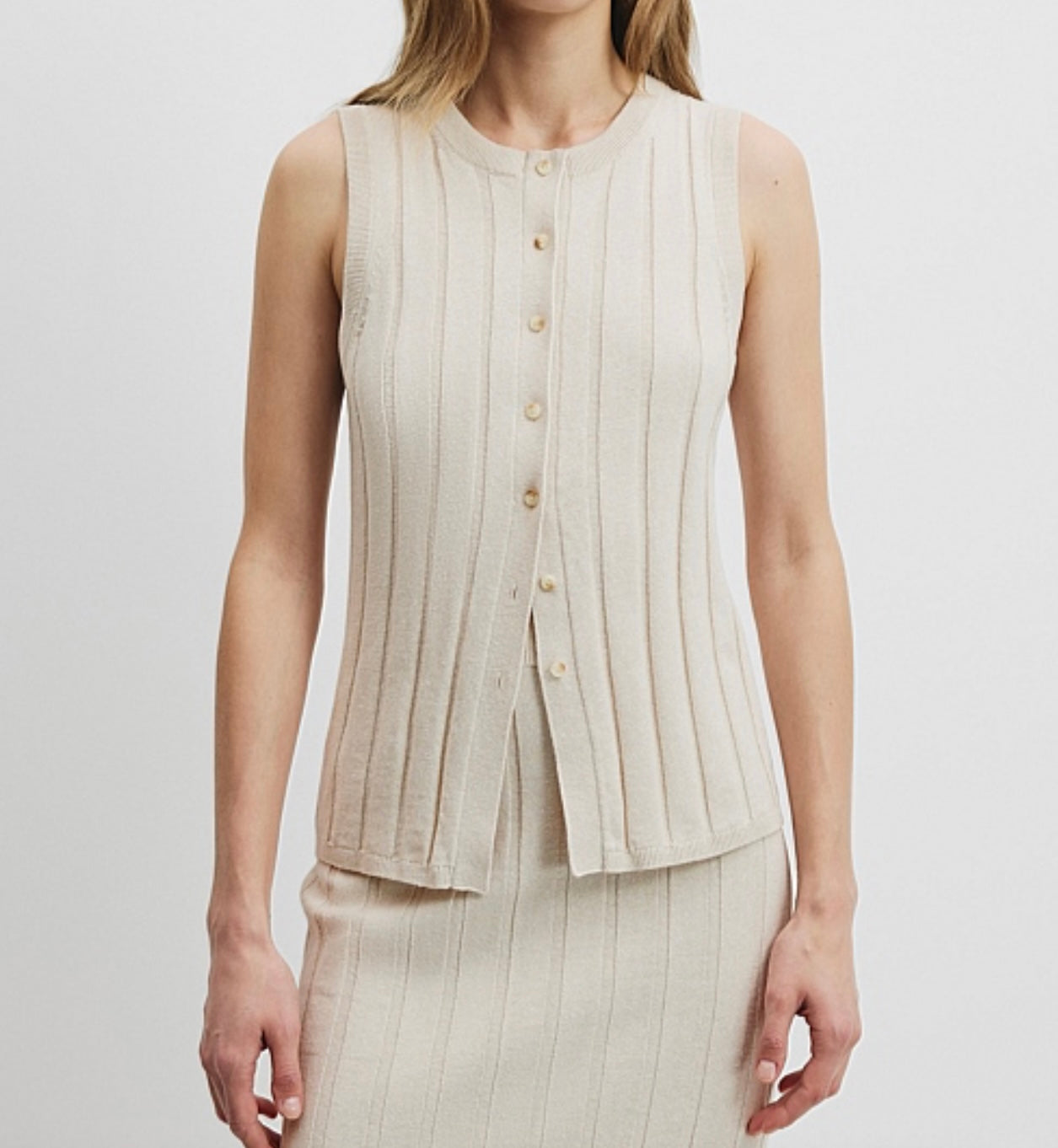 Country Road Brand New Organically Grown Cotton Linen Button Up Tank - Size Small