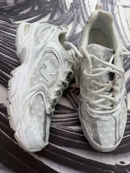 NEW Balance 530 Ladies Polka Sneakers - Size UK7