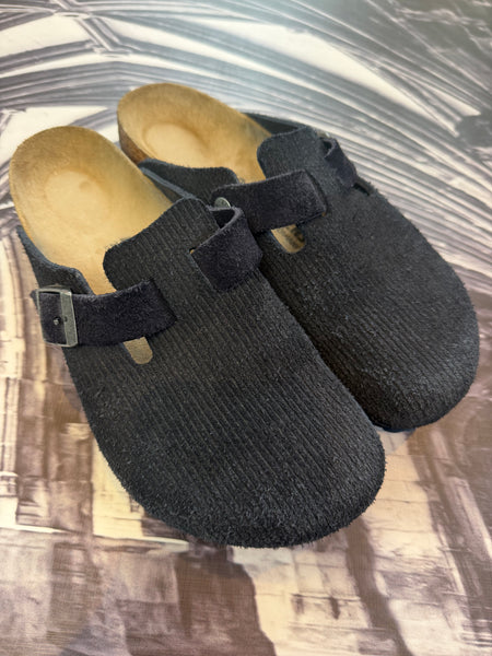 Birkenstock (ORIGINAL) Navy “Cordoroy” Clogs - Size 40