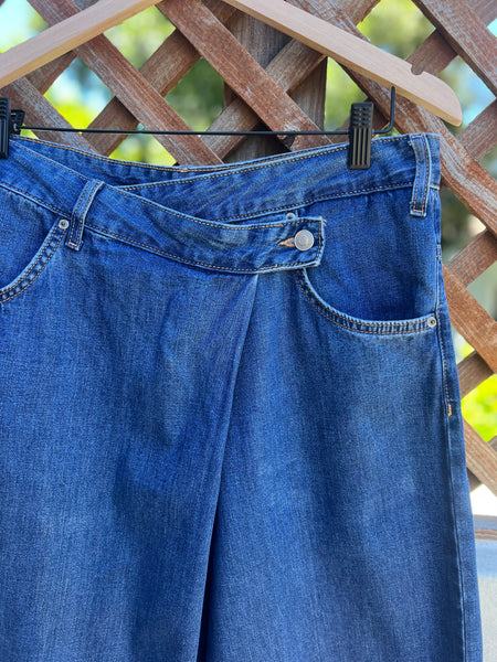 Zara Brand New cross button Palazzo Jeans - Size EUR40