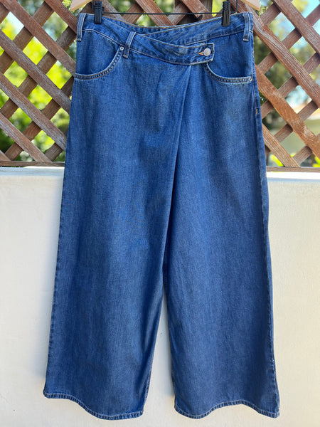 Zara Brand New cross button Palazzo Jeans - Size EUR40