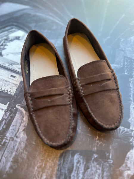 H&M Brand New Brown Suede Flats - Size 4